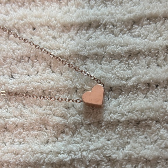 18” Elegant Rose Gold Heart Necklace- Letter K - Picture 7 of 8